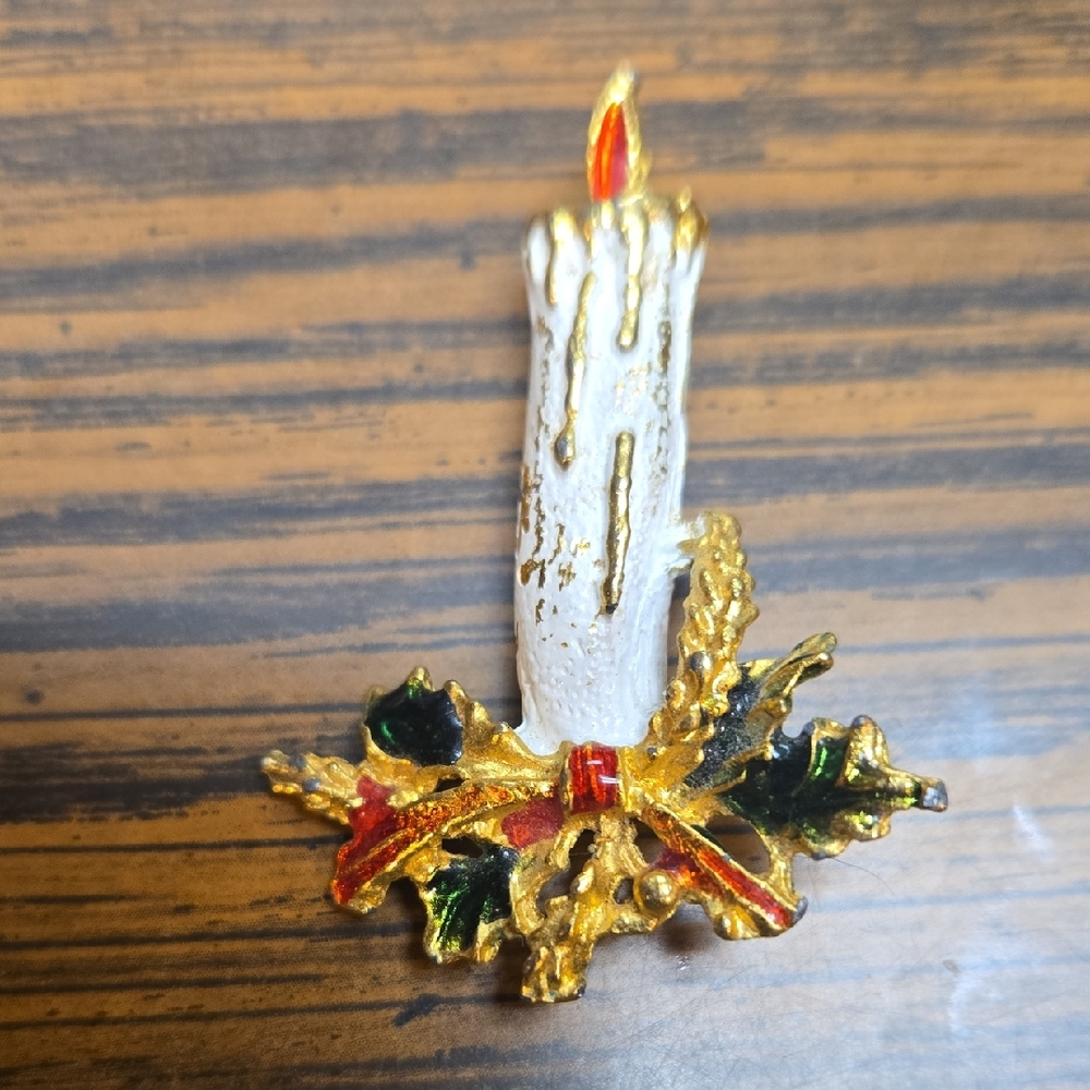 Festive Gold and White Candle Ornament